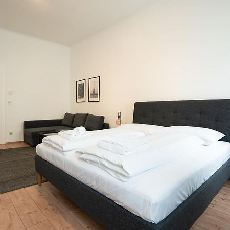 Lovely 1-Bedroom Apartment Next To Praterstern Bécs Kültér fotó