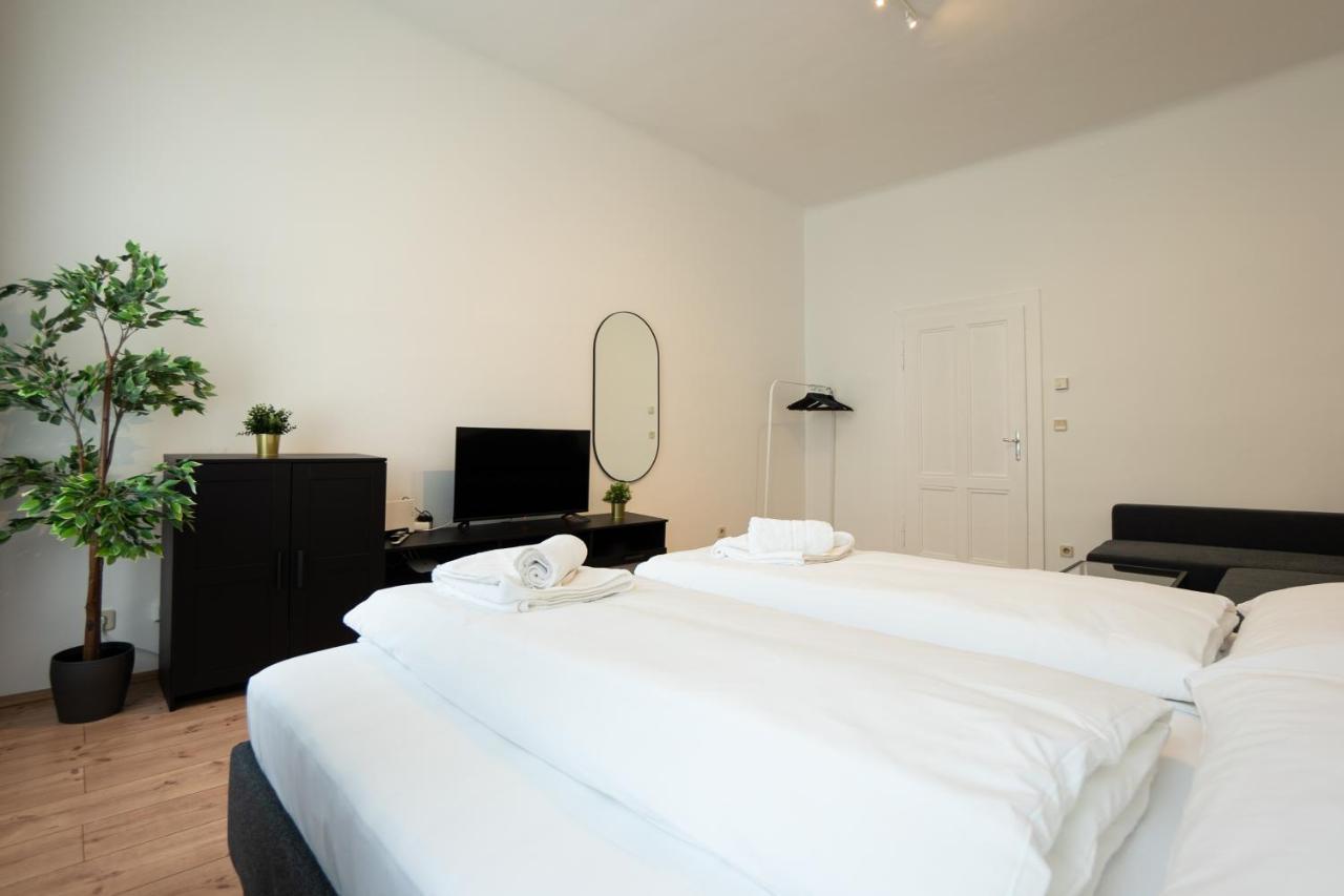 Lovely 1-Bedroom Apartment Next To Praterstern Bécs Kültér fotó